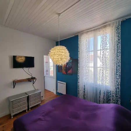 Maison Charmante, Années 30 Avec Extérieur à L'ile Verte Casa de Férias *