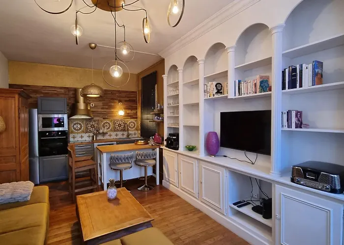 Maison Charmante, Annees 30 Avec Exterieur A L'ile Verte בית נופש גרנובל